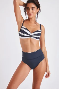 Maillot De Bain 2 Pièces Marine Miranda & Andra Bardane 16 Maillot De Bain 2 Pièces Marine Miranda & Andra Bardane -Maillots de bain femme Soldes 22e miranda c barda zgv06 andra bardane zgv06 dev8