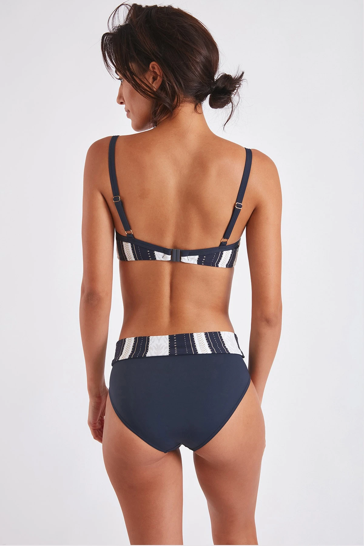 Maillot De Bain 2 Pièces Marine Miranda & Andra Bardane 8 Maillot De Bain 2 Pièces Marine Miranda & Andra Bardane – Image 8