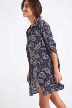 Chemise De Plage Bleu Marine Imprimé Cachemire NOLIE VOILJAYERA -Maillots de bain femme Soldes 22e nolie voiljayer zhi06 dev7